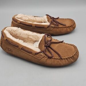UGG Dakota Slippers Women 8 Tan Chestnut